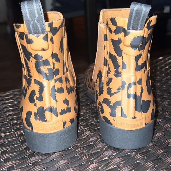 Hunter rain boots size 7 NEW🤎 - Picture 2 of 4